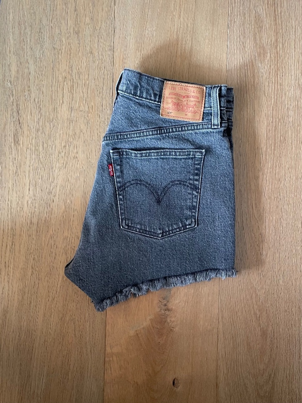 Levi’s Premium 501 Black Distressed Jean Shorts Size 29